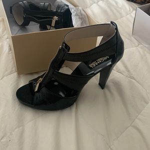 Michael Kors Berkeley T strap black high heel, great condition, worn 1x